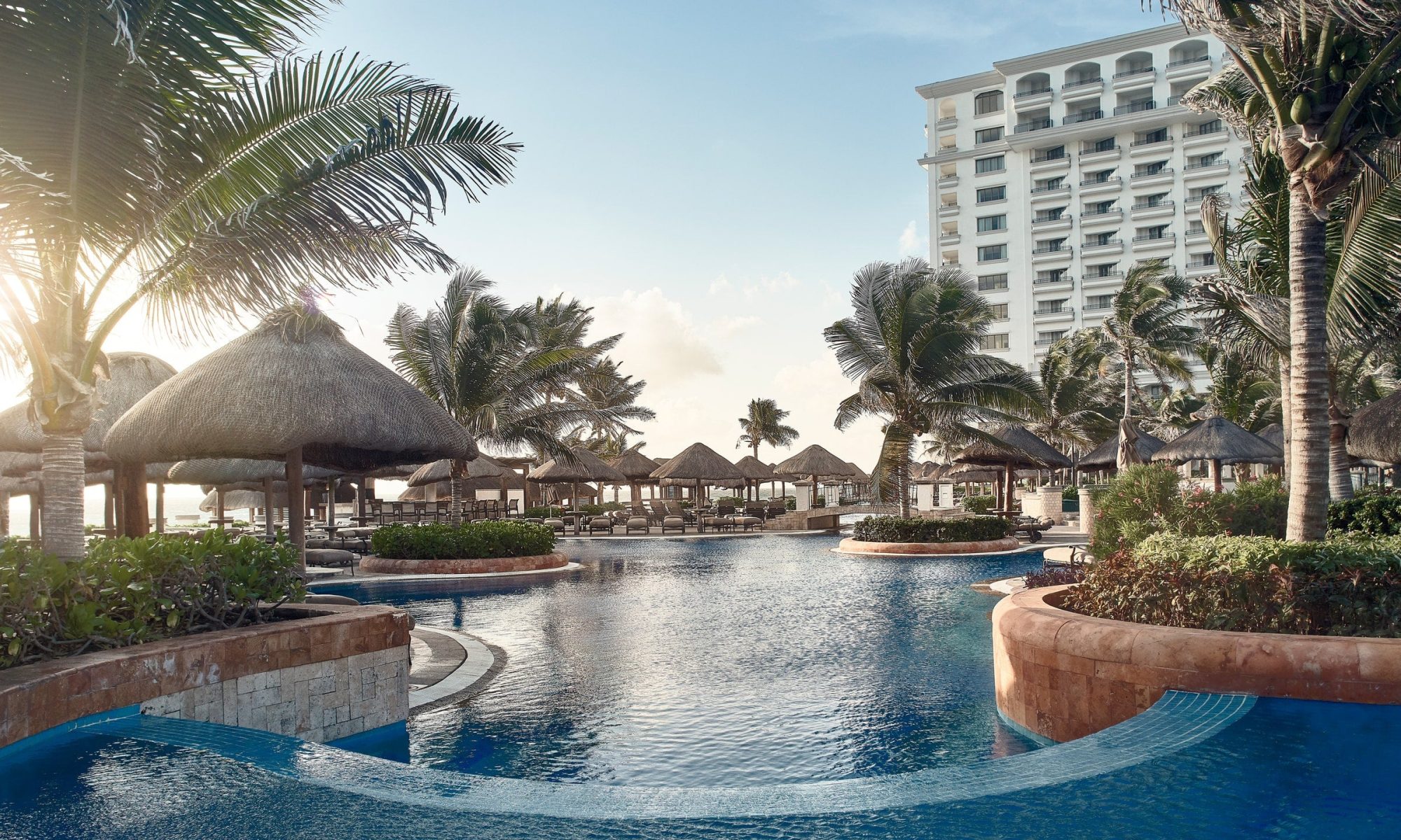 JW-Marriott-Cancun-Resort-Spa-min.jpg